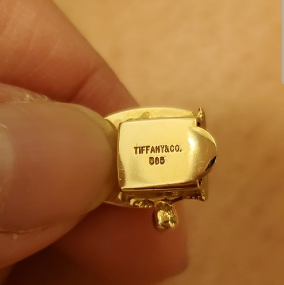 Tiffany & Co - Picture 2 of 9